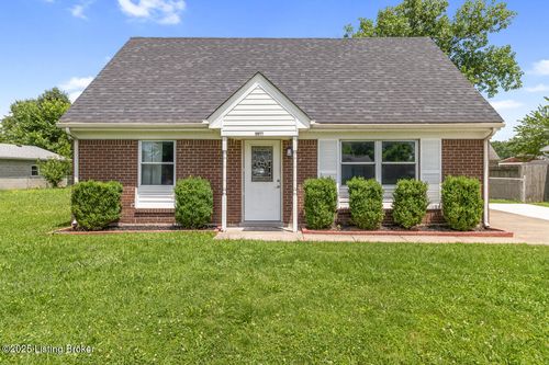9609 Scarborough Ave, Louisville, KY, 40272-2480 | Card Image