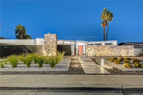 3398 Seneca Dr, Las Vegas, NV, 89169-3137 | Card Image