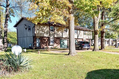 3123-3121 Don Dr, Coventry Township, OH, 44319-1611 | Card Image