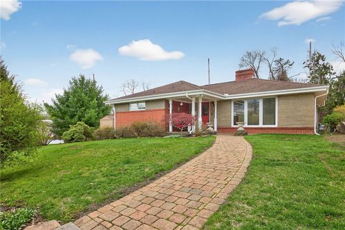 498 Balconade Dr, Pittsburgh, PA, 15236-2744 | Card Image