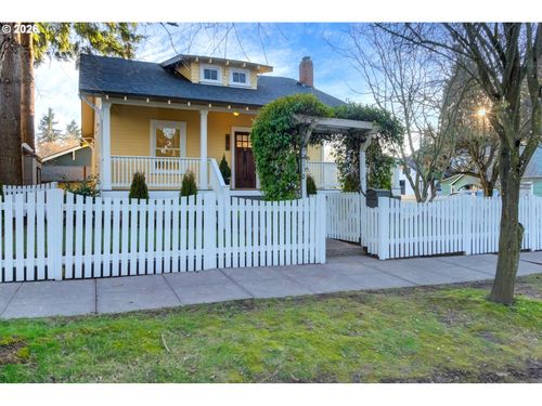 615 W 21st St, Vancouver, WA, 98660-2425 | Card Image