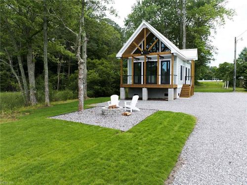 138 Delta Dr, Deltaville, VA, 23043-2203 | Card Image