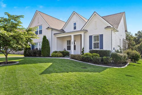 530 Oakvale Ln, Mount Juliet, TN, 37122-0614 | Card Image