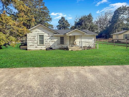 379 Sato Ave, Denmark, SC, 29042-2447 | Card Image