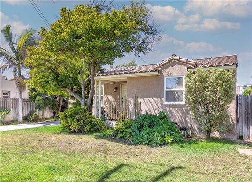 622 Center St, Costa Mesa, CA, 92627 | Card Image