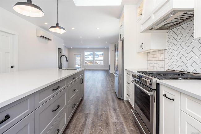 2876 Carlisle Lane, House other with 3 bedrooms, 2 bathrooms and 4 parking in Cumberland BC | Image 18