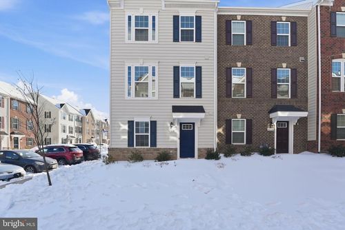 42538 Tiber Falls Sq, STERLING, VA, 20166-2767 | Card Image