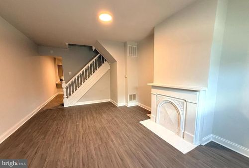1952 Walbrook Ave, BALTIMORE, MD, 21217-1243 | Card Image