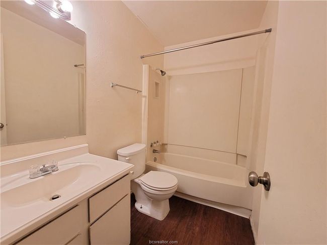 Full bathroom | Image 27