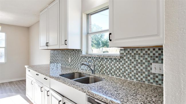 Kitchen | Image 15