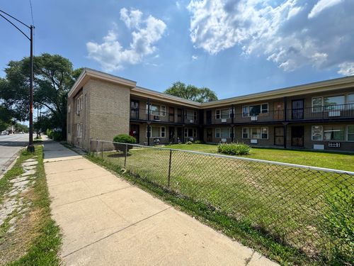 2537 E 83rd St, Chicago, IL, 60617-1907 | Card Image