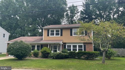 805 Devon Dr, NEWARK, DE, 19711-7723 | Card Image