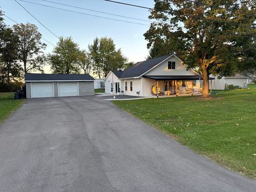 9298 Crafton Drive, Swartz Creek, MI, 48473 | Card Image