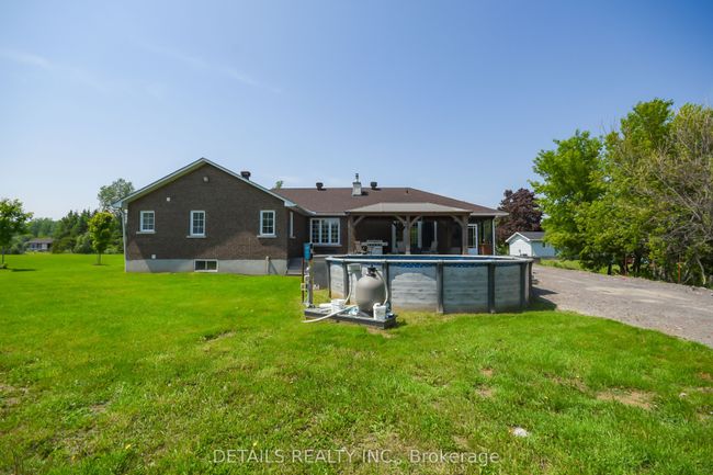 4848 Thunder Rd, House other with 4 bedrooms, 3 bathrooms and 4 parking in Carlsbad Springs ON | Image 41