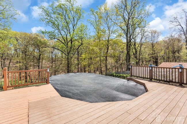 27 Brookside Rd, House other with 3 bedrooms, 3 bathrooms and null parking in Edison NJ | Image 29