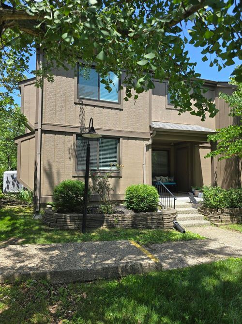 37-500 Laketower Dr, Lexington, KY, 40502-2677 | Card Image