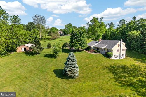 645 Landis Rd, Telford, PA, 18969-2310 | Card Image