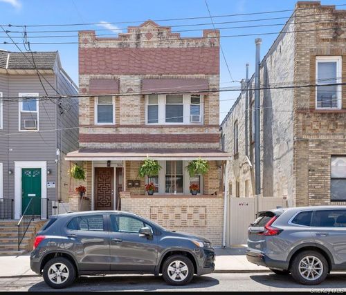 76-04 68th Ave, Middle Village, NY, 11379 | Card Image