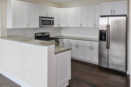 605-319 Grant Ave, JC, West Bergen, NJ, 07305 | Card Image