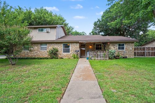 144 Nw Jill Ann Dr, Burleson, TX, 76028-5610 | Card Image