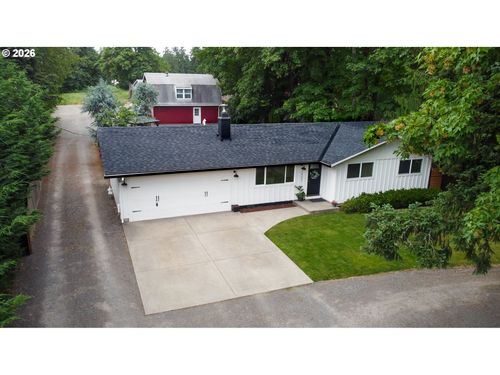 19251 Central Point Rd, Oregon City, OR, 97045-8903 | Card Image
