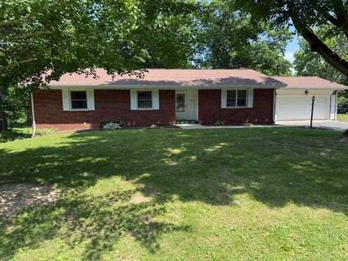 135 Mauck Lane, Danville, IL, 61832 | Card Image