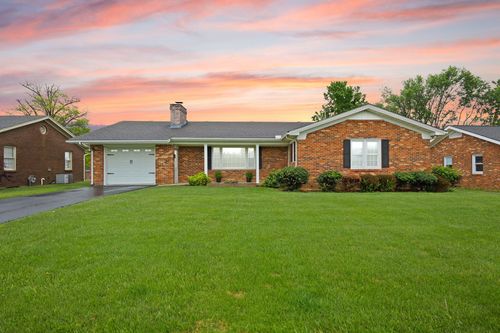 136 Pin Oak Dr, Lancaster, KY, 40444-1047 | Card Image