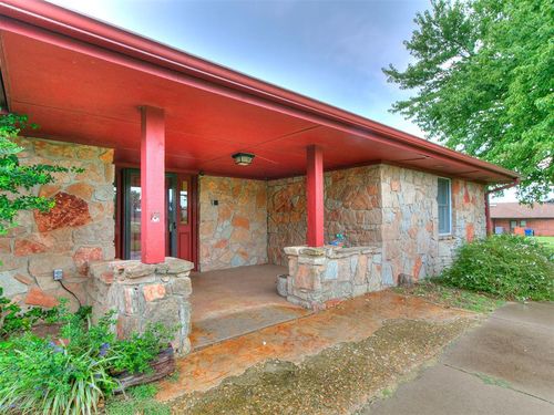 1905 W Elm St, El Reno, OK, 73036-4206 | Card Image
