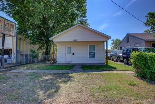 1503 Stonewall St, Greenville, TX, 75401-2724 | Card Image