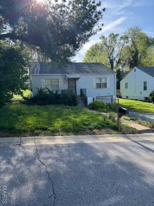 326 Atwater Ave, Saint Louis, MO, 63135-2210 | Card Image