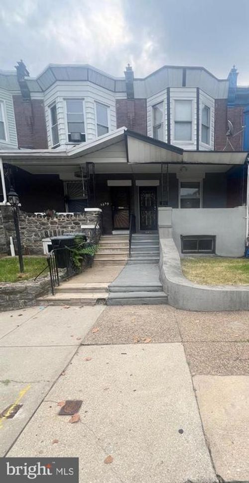 2827 N 28th St, PHILADELPHIA, PA, 19132-2512 | Card Image