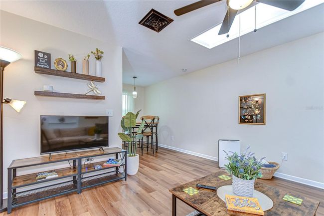 a 40" smart tv is provided in the living room | Image 15