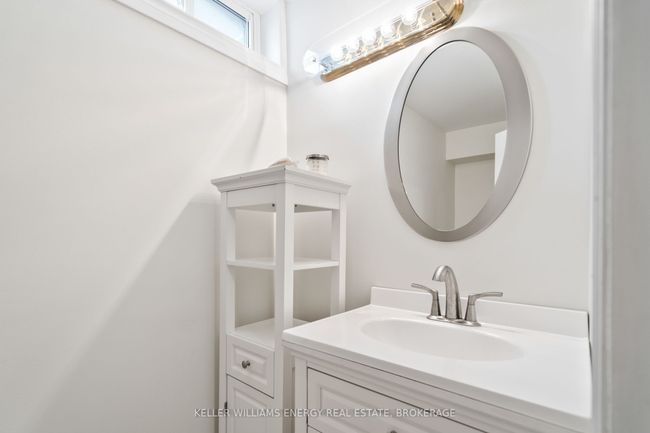 754 Hillcroft St, House attached with 4 bedrooms, 2 bathrooms and 3 parking in Oshawa ON | Image 28
