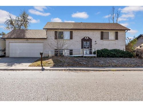 15052 Pensacola Pl, Denver, CO, 80239-3843 | Card Image