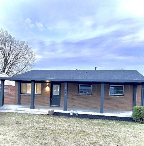 1861 Alvason Ave, Columbus, OH, 43219-1115 | Card Image