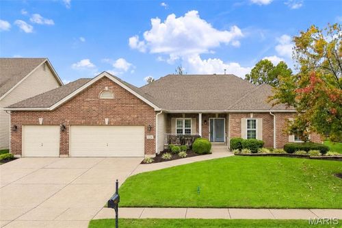 324 Trailhead Way, Dardenne Prairie, MO, 63368-7588 | Card Image