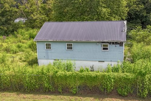 61 Armory Dr, Jackson, KY, 41339-9231 | Card Image