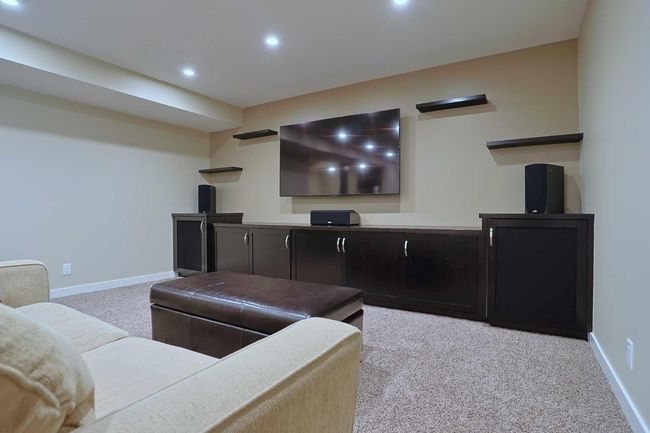 41 Rockford Terrace Nw, House other with 4 bedrooms, 4 bathrooms and 4 parking in Calgary AB | Image 32