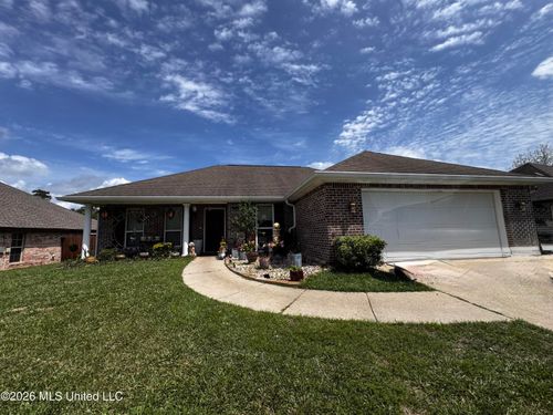 13736 Chase Meadow Way, Gulfport, MS, 39503-5162 | Card Image