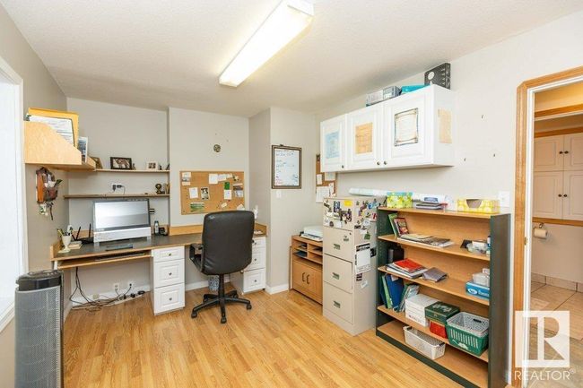 240048 Township Road 630, House other with 6 bedrooms, 4 bathrooms and null parking in Rochester AB | Image 25