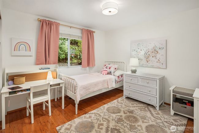 8475 Se 45 Th St, House other with 4 bedrooms, 3 bathrooms and 2 parking in Mercer Island WA | Image 19