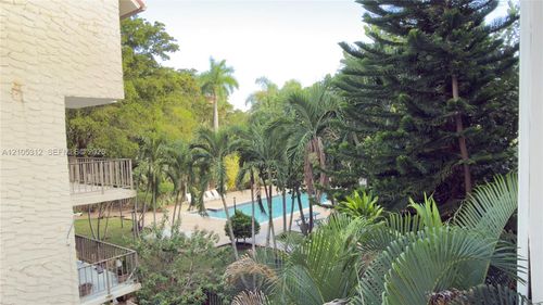 a304-6900 N Kendall Dr, Pinecrest, FL, 33156-1542 | Card Image