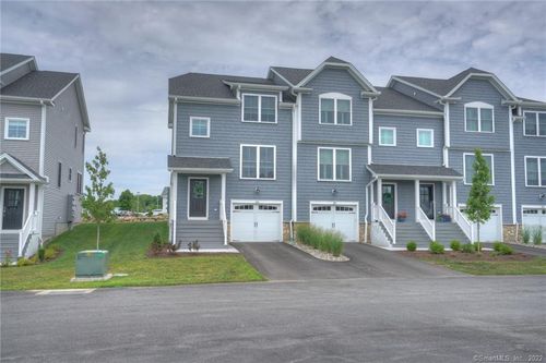 46-46 Park Ave, Mystic, CT, 06355-4040 | Card Image