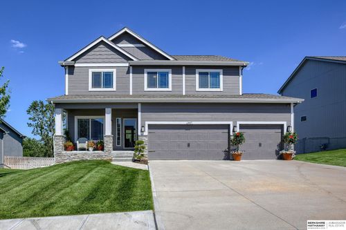 14417 Tregaron Dr, Bellevue, NE, 68123-3766 | Card Image