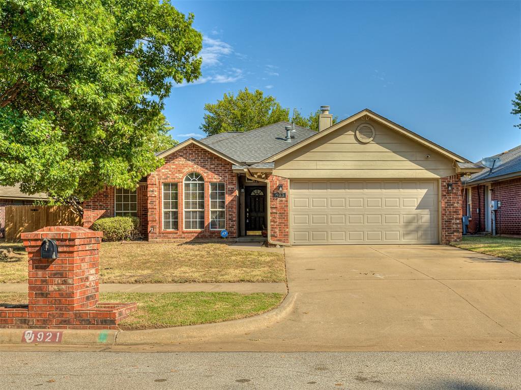Golden Eagle Dr, Norman, OK 73072
