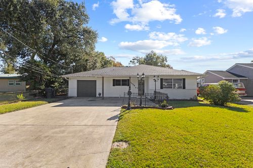 6630 Verde St, Groves, TX, 77619-5134 | Card Image