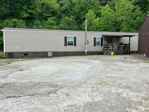 809-807-809 Walnut St, Ravenswood, WV, 26164-1650 | Card Image