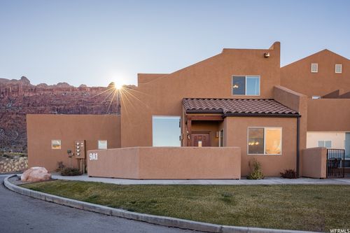 9-a1-3862 Desert Willow Cir, Moab, UT, 84532-3853 | Card Image