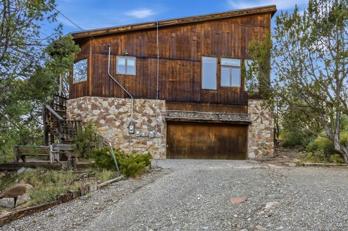 32 Sandia Park Ln, Sandia Park, NM, 87047-9314 | Card Image