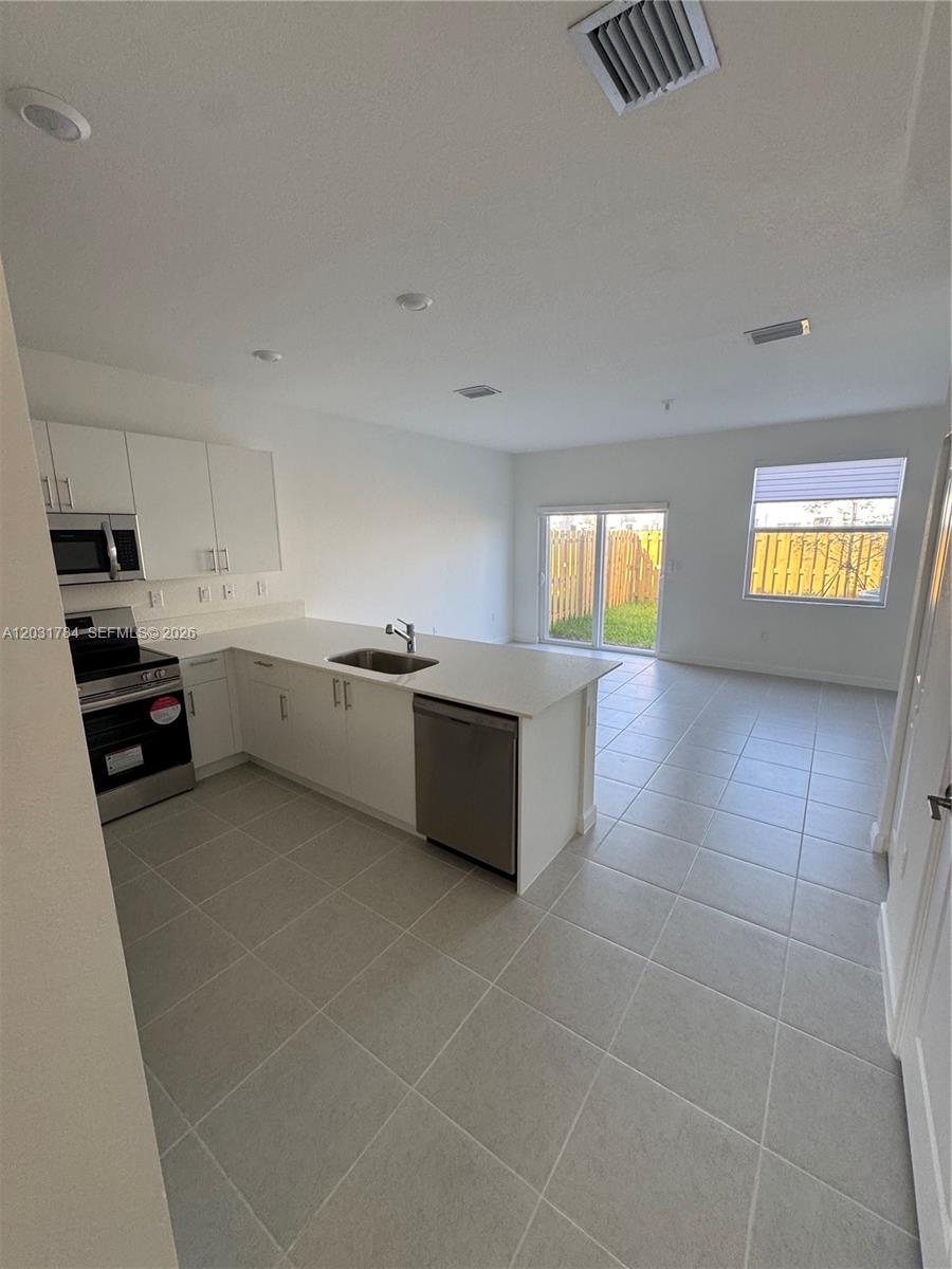 Residential Lease in Homestead 4